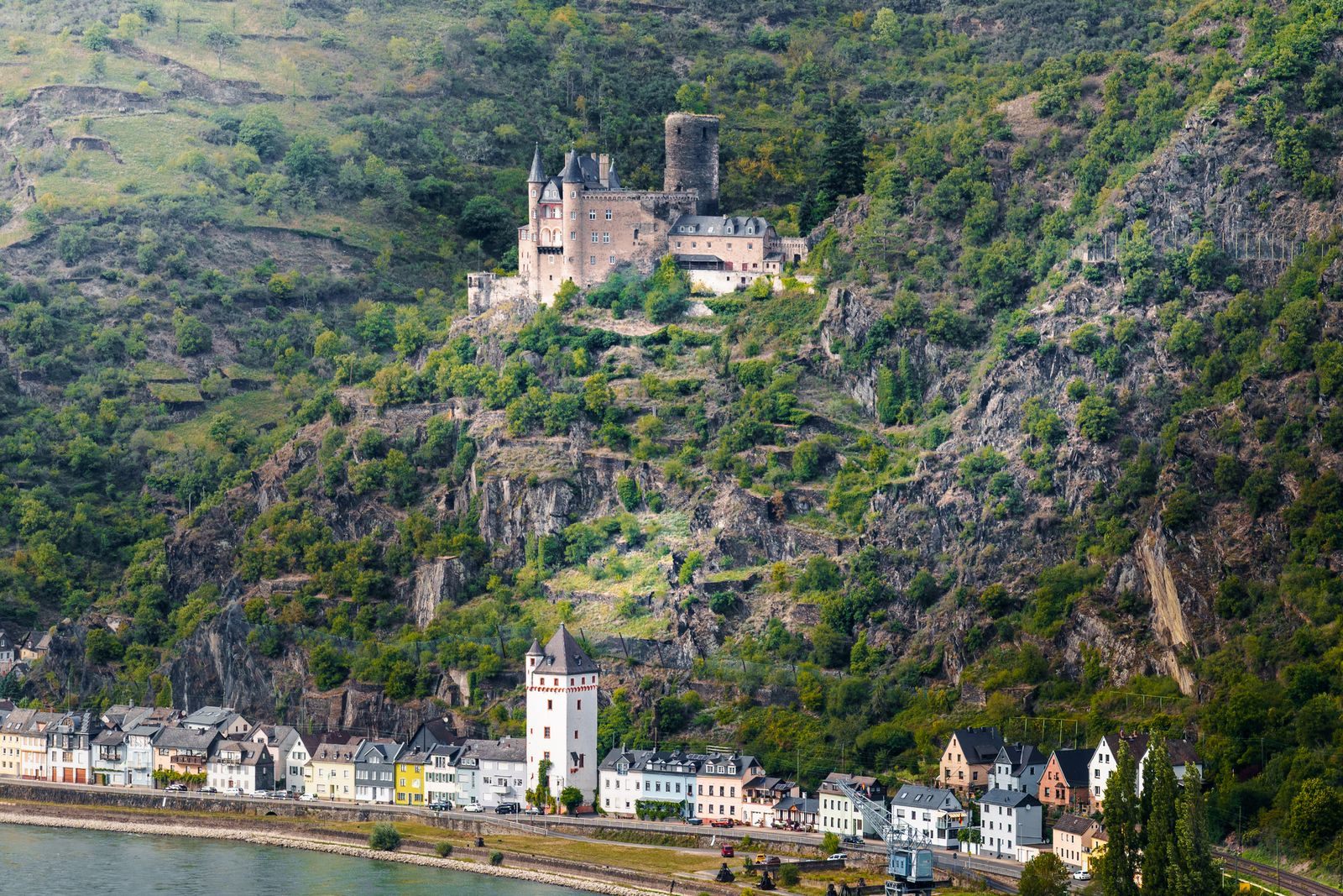 Katz Castle above the riverside town of Sankt Goarshausen on the Rhine